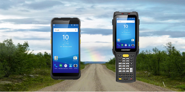 Handdatorer på eb vägg