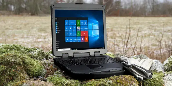 En FIDS Tego Notebook