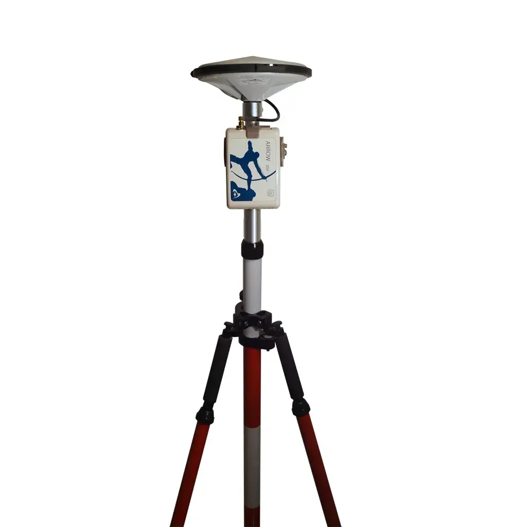 En mottagare, modell Arrow 200 med antenn på stativ